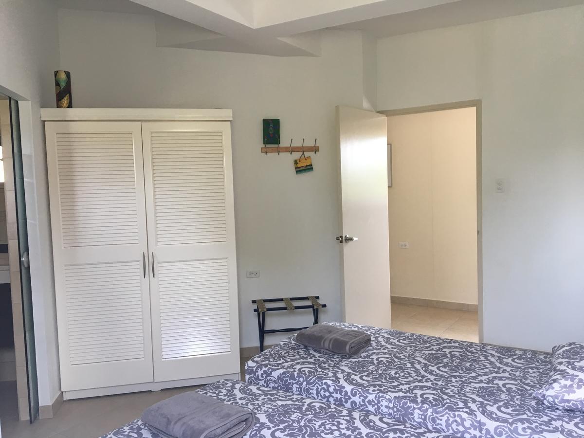 Bubali Gardens Apartment Palm Beach Exterior photo