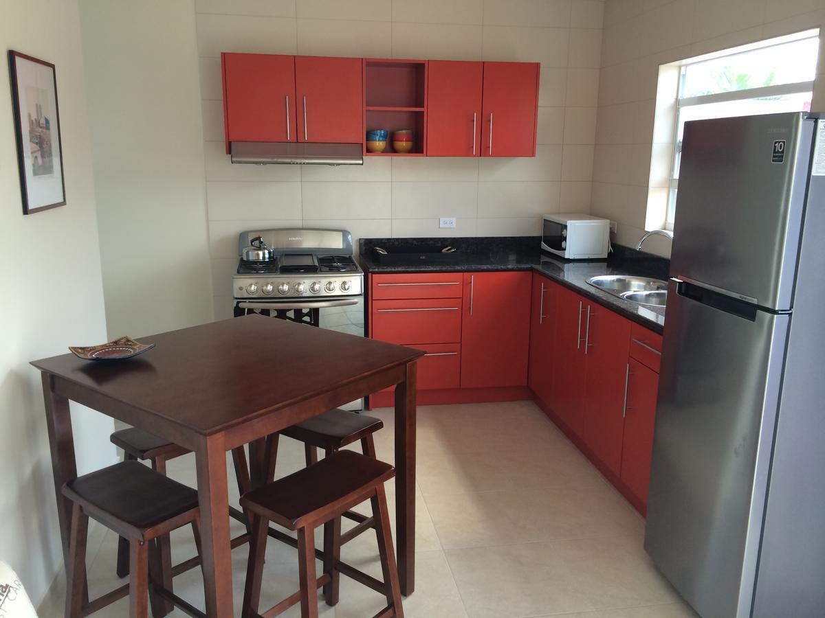 Bubali Gardens Apartment Palm Beach Exterior photo