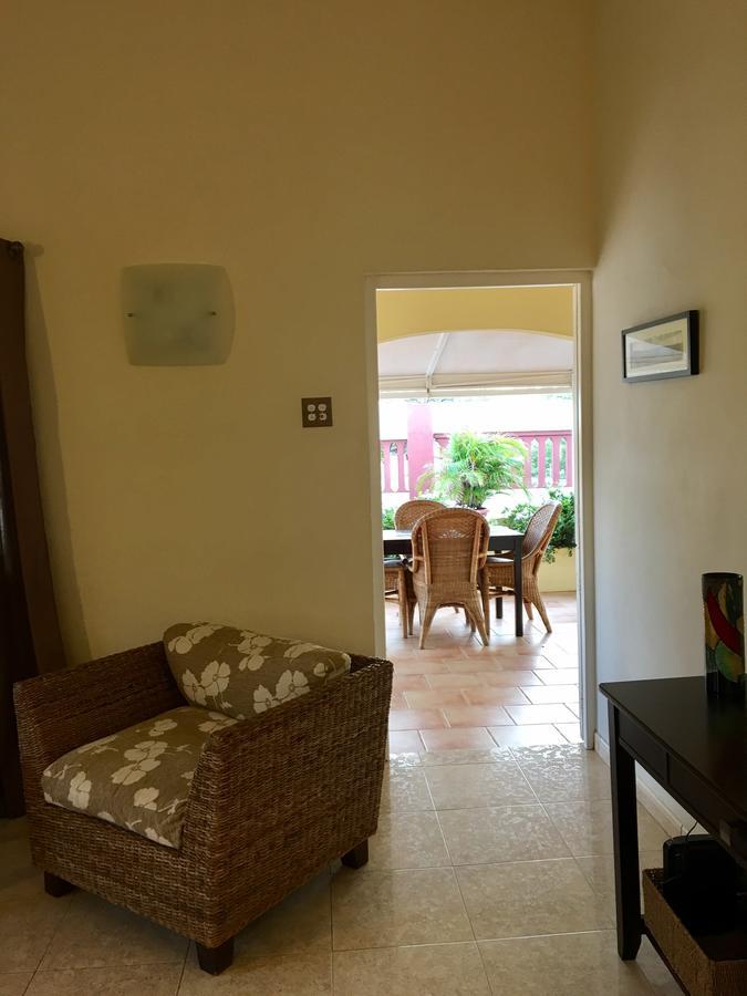 Bubali Gardens Apartment Palm Beach Exterior photo