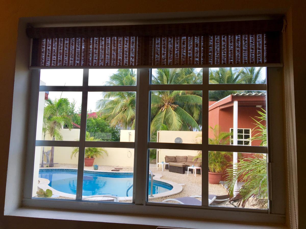 Bubali Gardens Apartment Palm Beach Exterior photo